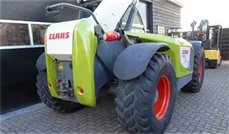 Claas Scorpion 7040 Specifications